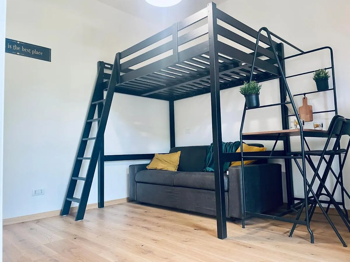 Trevi Industrial Room C Μιλάνο 0*,  Ιταλία
