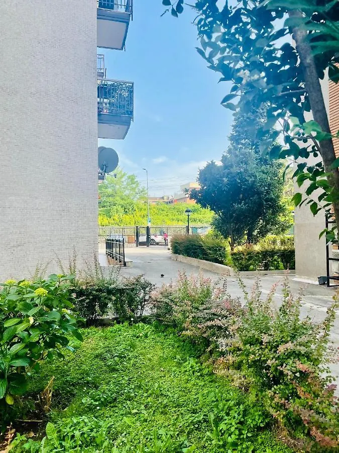 Apartament Trevi Industrial Room C Mediolan